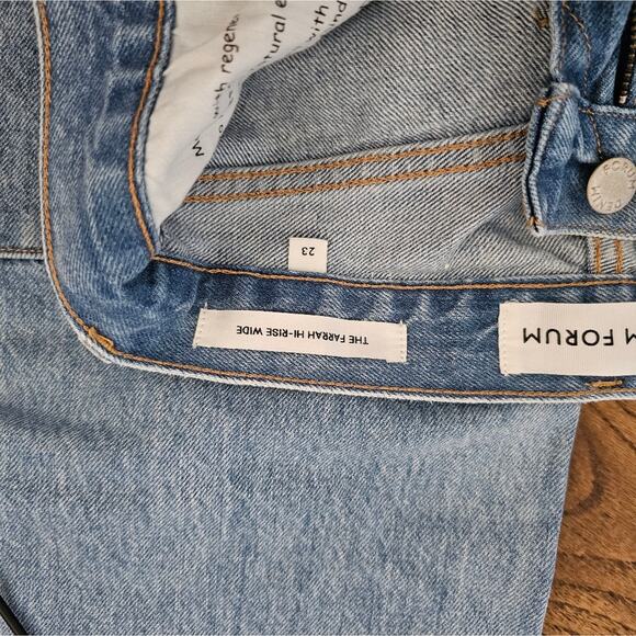 Aritzia Denim Forum Farrah Hi-Rise Wide Leg Cargo Jeans - Picture 7 of 13